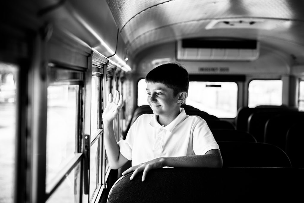 school bus mini sessions