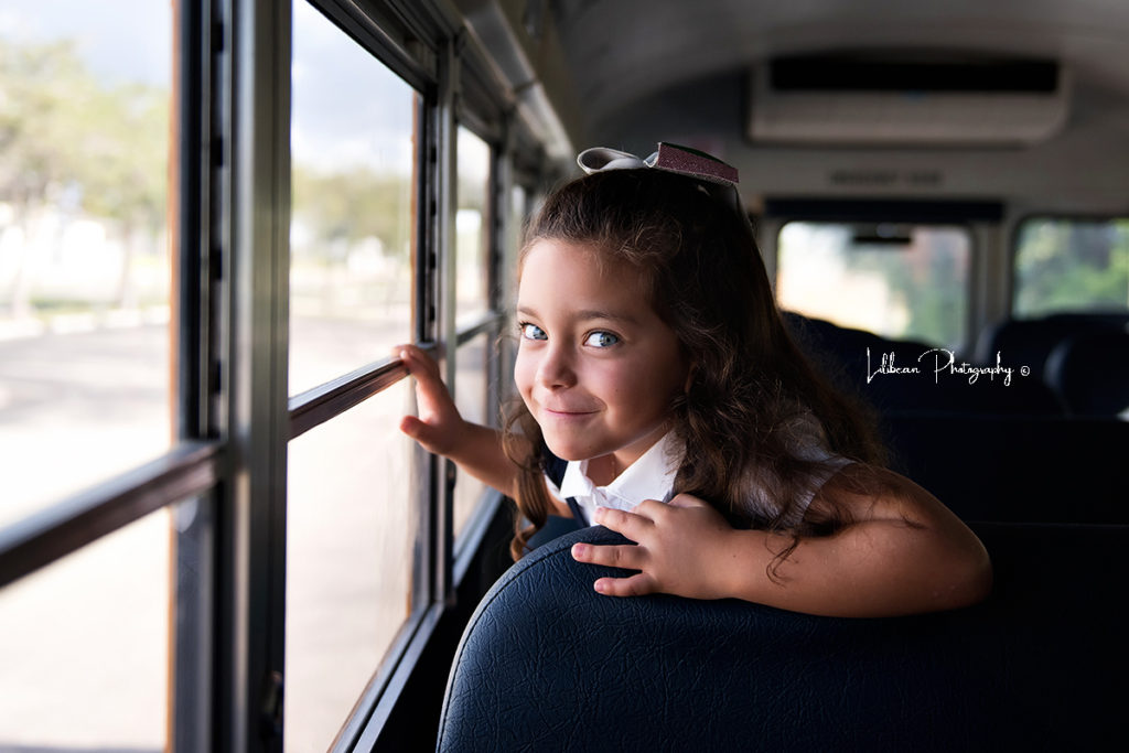 school bus mini sessions