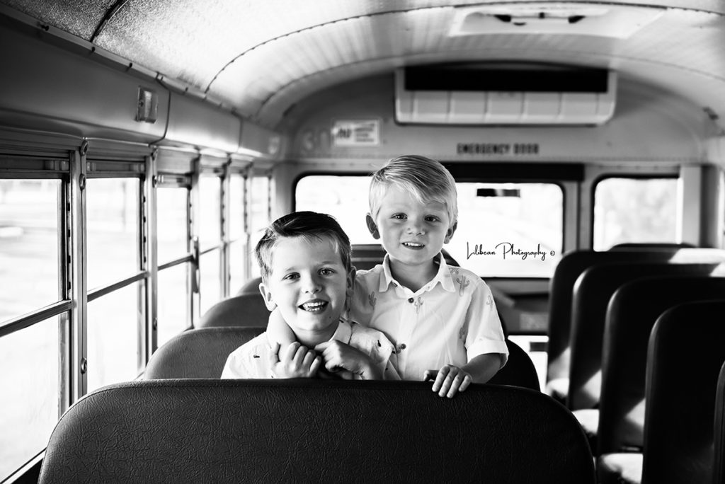 school bus mini sessions