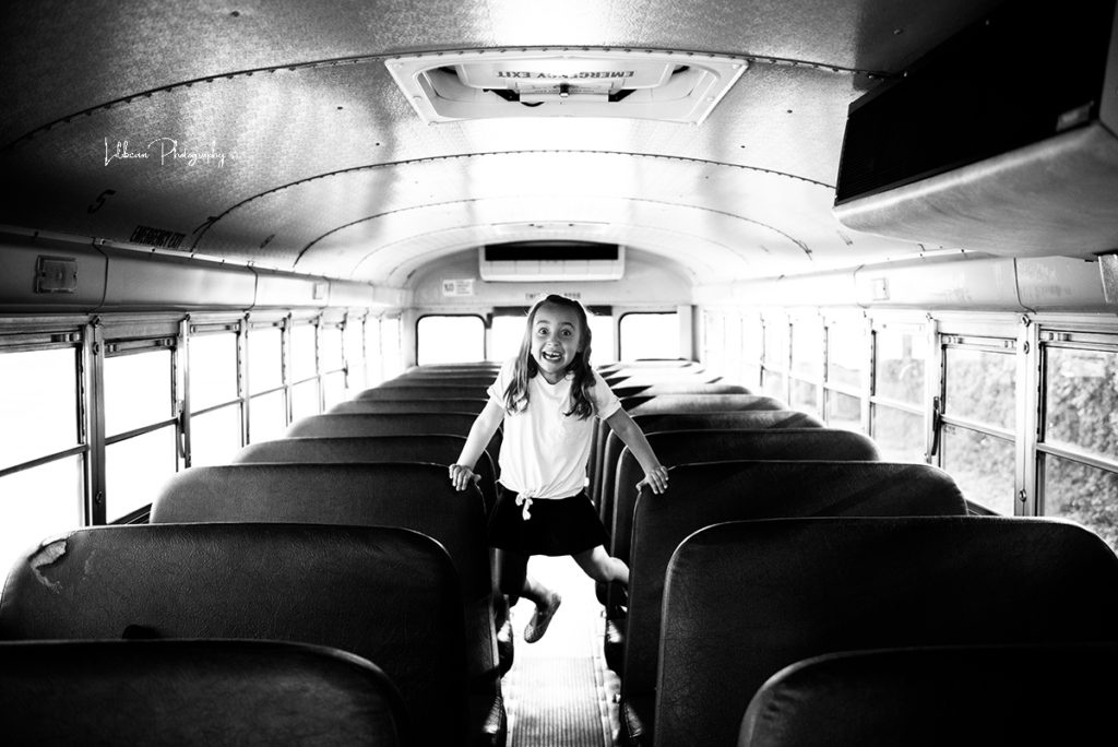 school bus mini sessions