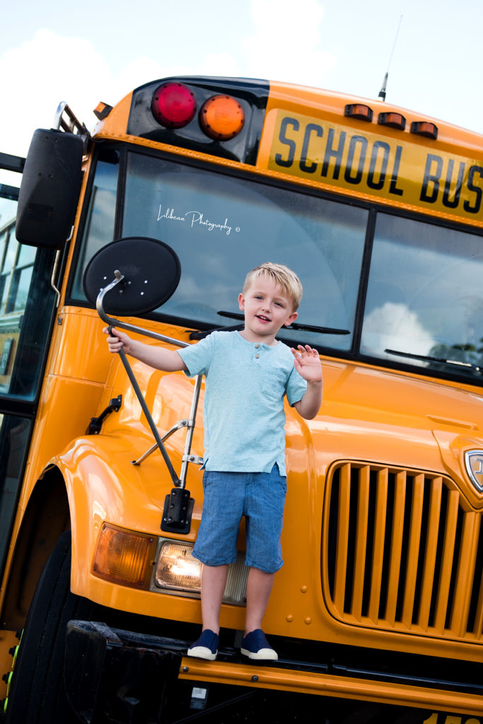 school bus mini sessions